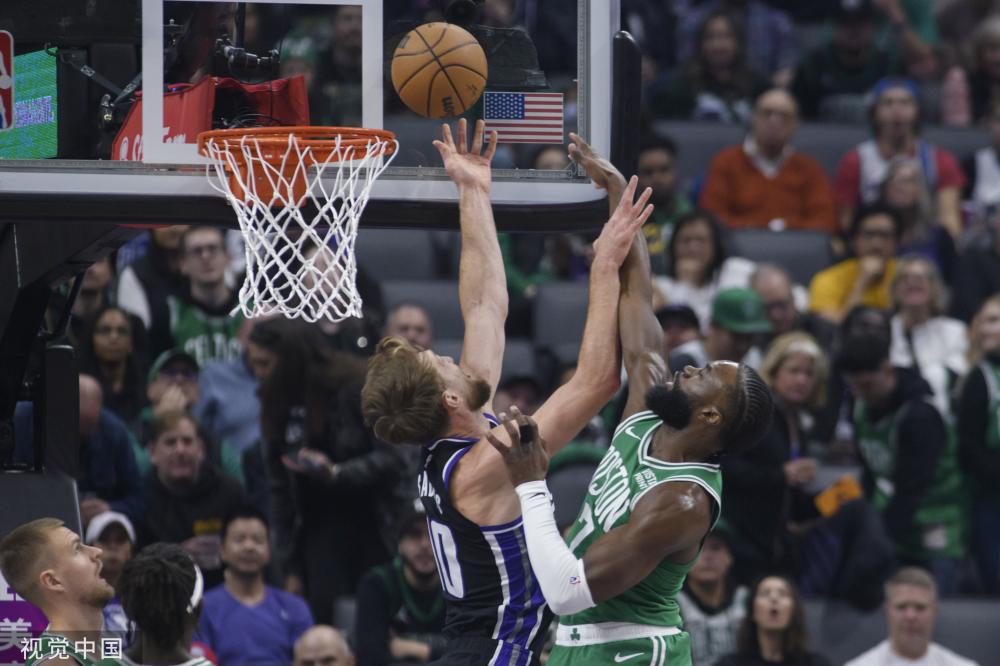 纷加紧备战 纷加紧备战