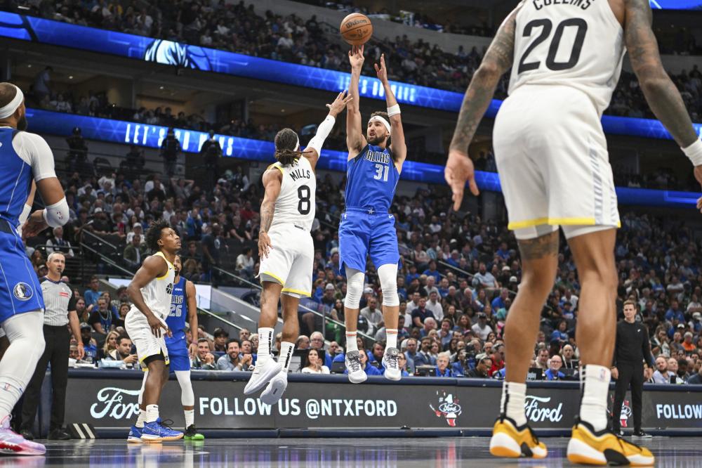 她在赛场上 她在赛场上